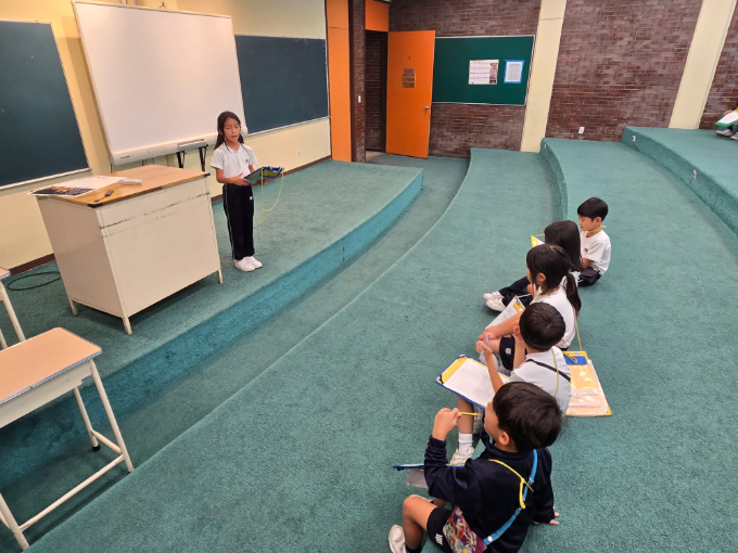 学校探検２